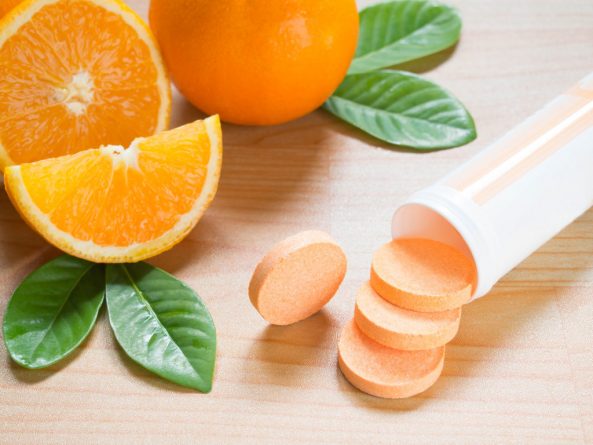 Vitamin C qua đường uống có thể tăng nguy có hình thành sỏi thận