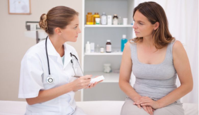 Sau khi đặt vòng tránh thai thì nên theo dõi sức khỏe và tư vấn của bác sĩ