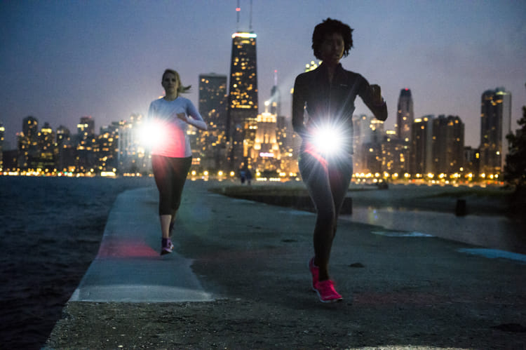 Chạy bộ ban đêm sau khi ăn tránh tích trữ calo trong cơ thể để tăng nguy cơ béo phì.
