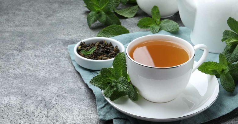 nên uống 2-3 tách trà bạc hà mỗi ngày để tốt cho sức khỏe và giảm cân
