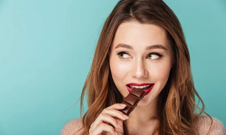 nên chuẩn bị những thỏi socola đen nhỏ hoặc những viên kẹo cao su để khi “ngứa” miệng thì có thể lấy ra ăn ngay